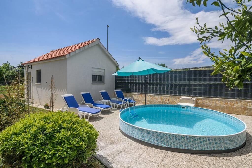 New Apartment With Pool And Jacuzzi Only For You Kastela Ngoại thất bức ảnh